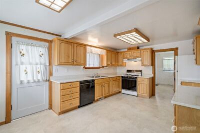 1201 N Tower Avenue , Centralia, WA 98531 - Photo 18