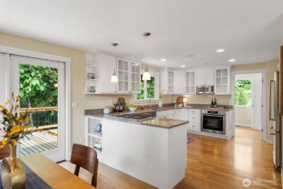 21275 Indianola Road NE, Poulsbo, WA 98370 - Photo 16