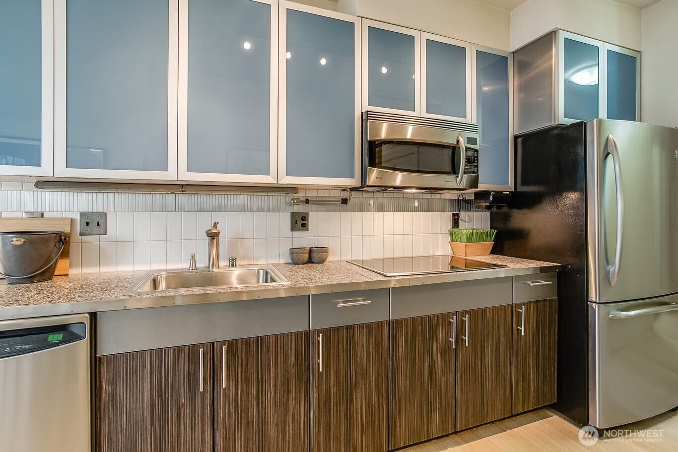 3104 Western Avenue #213, Seattle, WA 98121