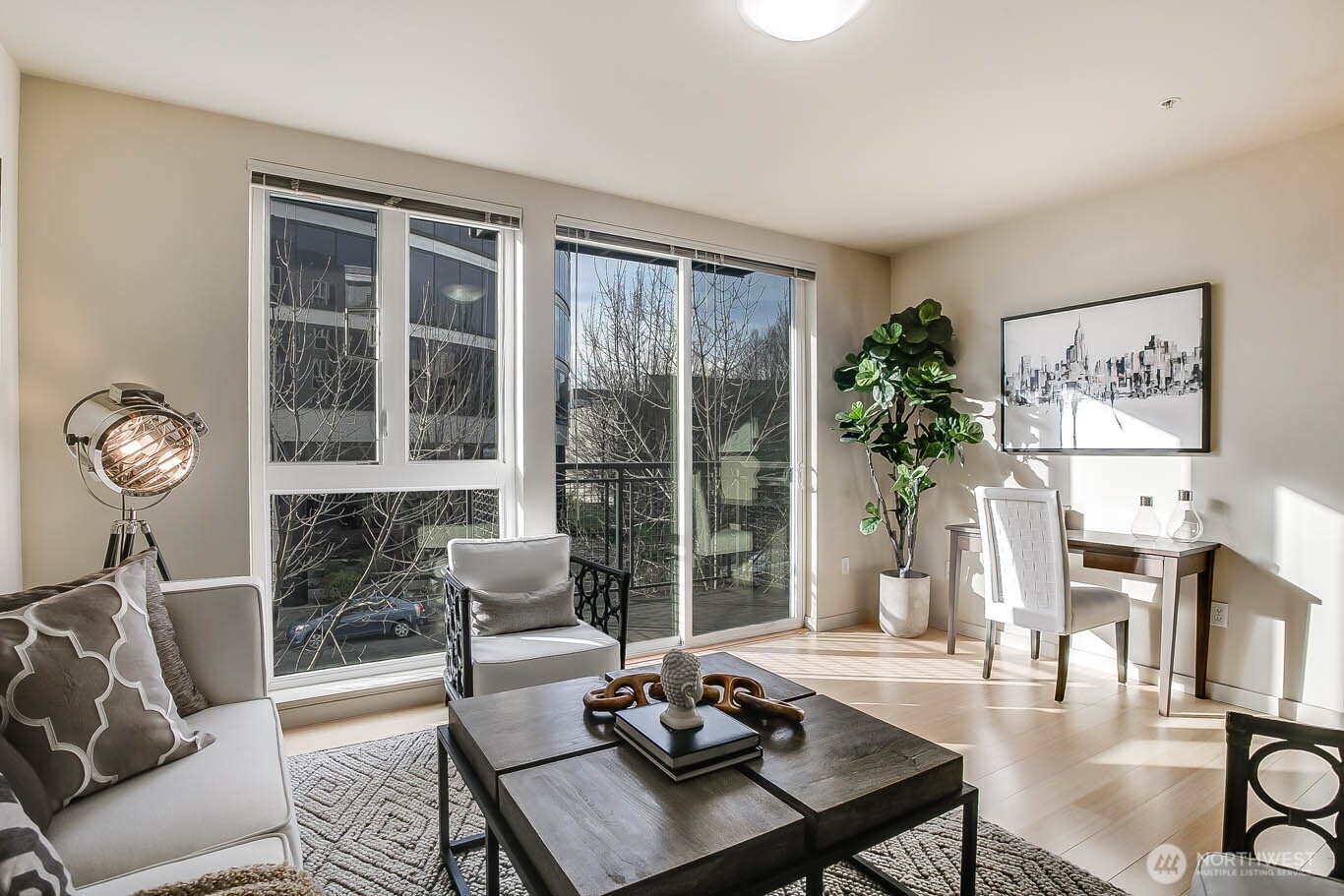 3104 Western Avenue #213, Seattle, WA 98121