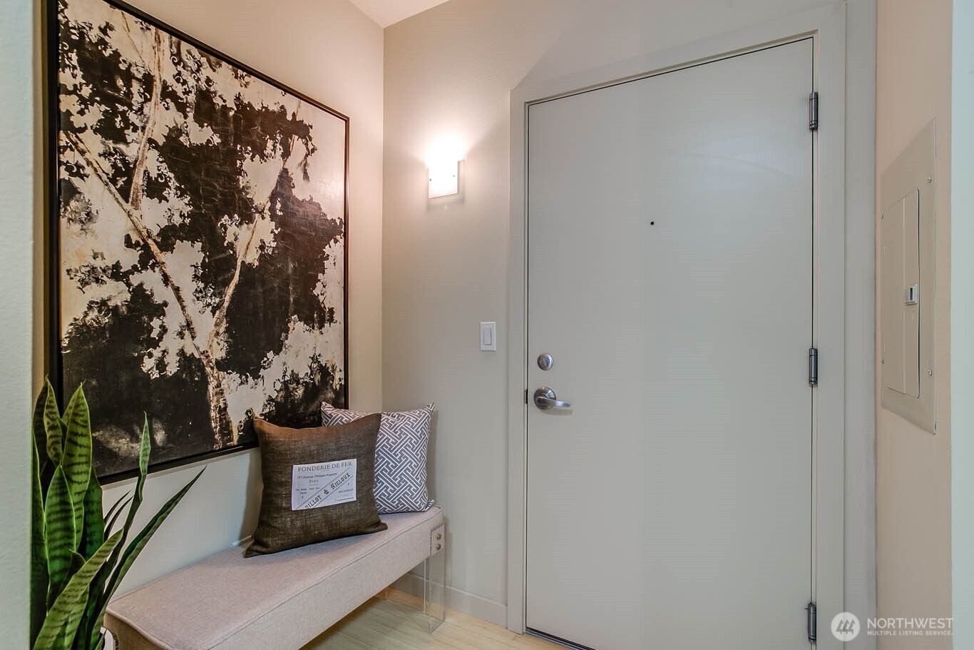 3104 Western Avenue #213, Seattle, WA 98121