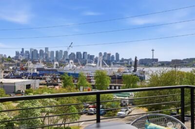 2007 Minor Avenue E, Seattle, WA 98102 - Photo 2
