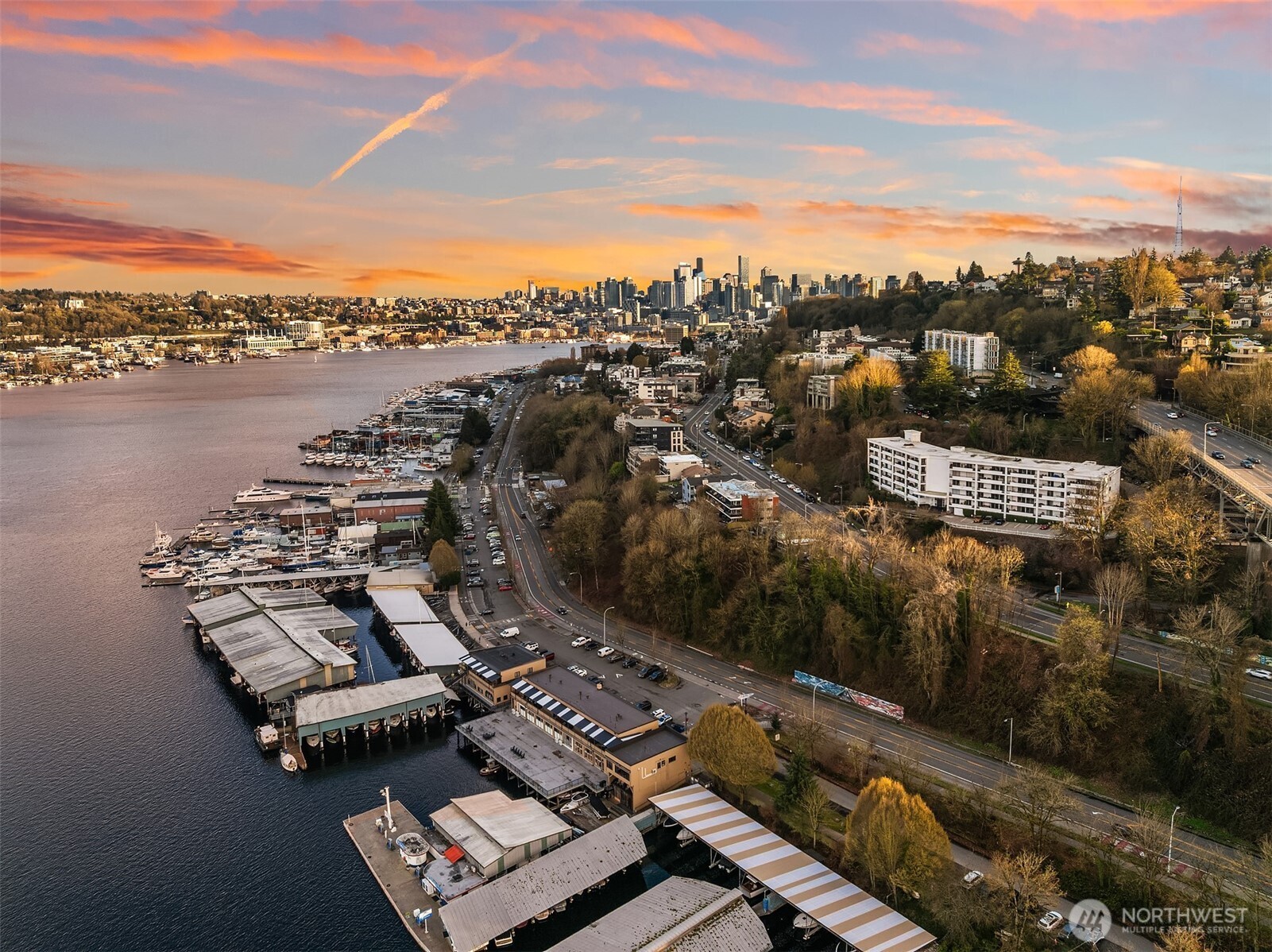 2565 Dexter Avenue N #401, Seattle, WA 98109