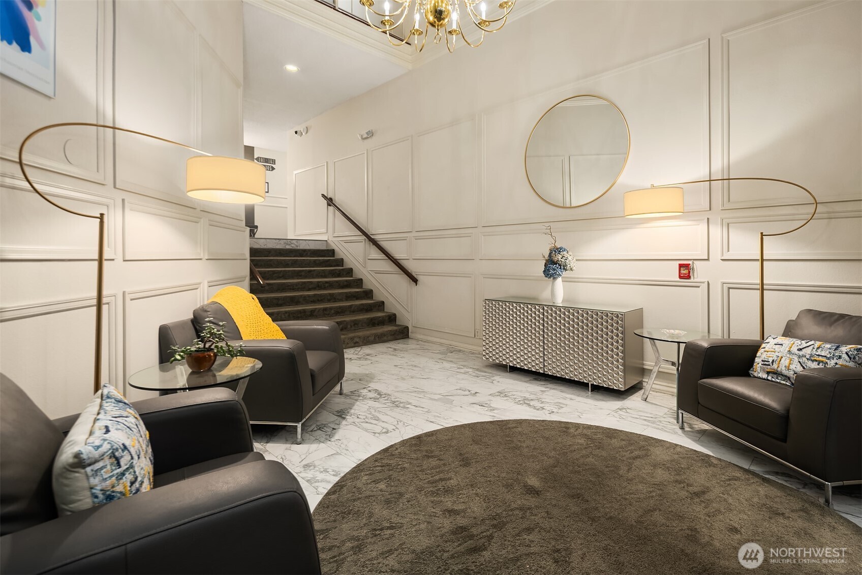 2565 Dexter Avenue N #401, Seattle, WA 98109