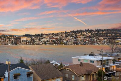 2565 Dexter Avenue N #401, Seattle, WA 98109 - Photo 9