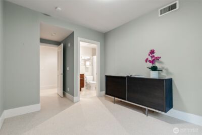 1 Ward Street #C, Seattle, WA 98109 - Photo 21
