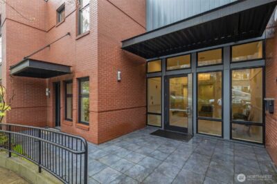 1 Ward Street #C, Seattle, WA 98109 - Photo 34