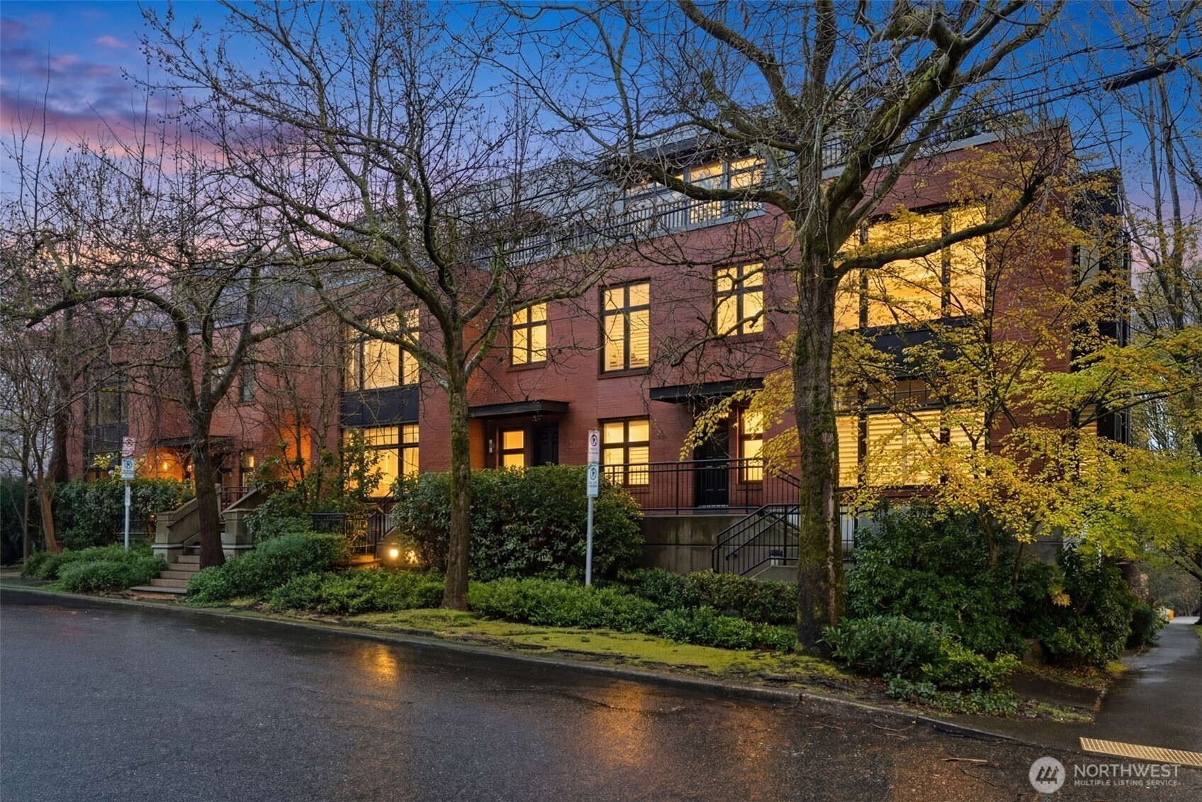 1 Ward Street #C, Seattle, WA 98109