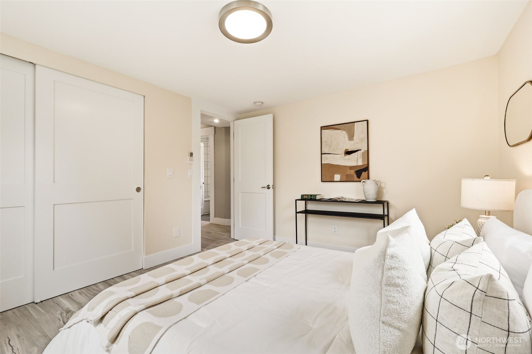 106 N 100th Street , Seattle, WA 98133
