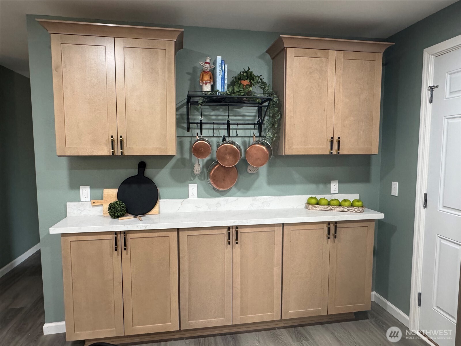 6107 E M Street , Tacoma, WA 98404