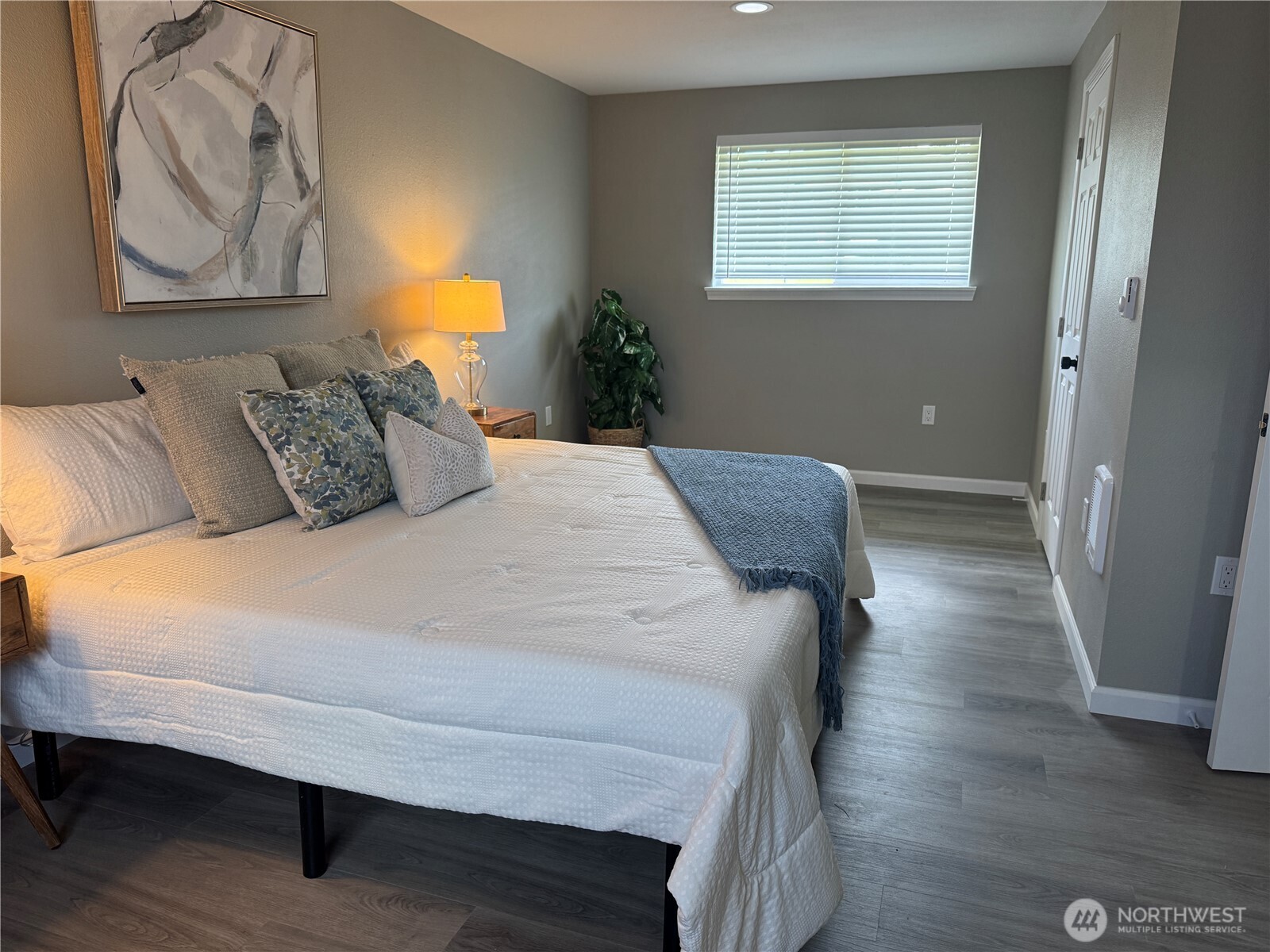 6107 E M Street , Tacoma, WA 98404