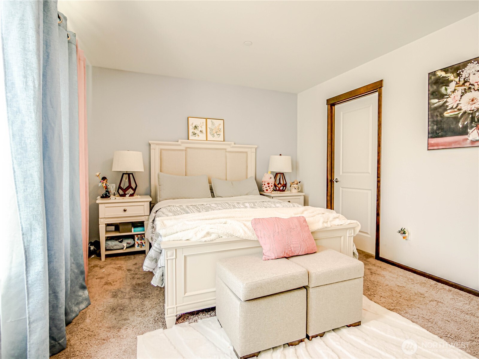 2704 S 120th Place , Seattle, WA 98168