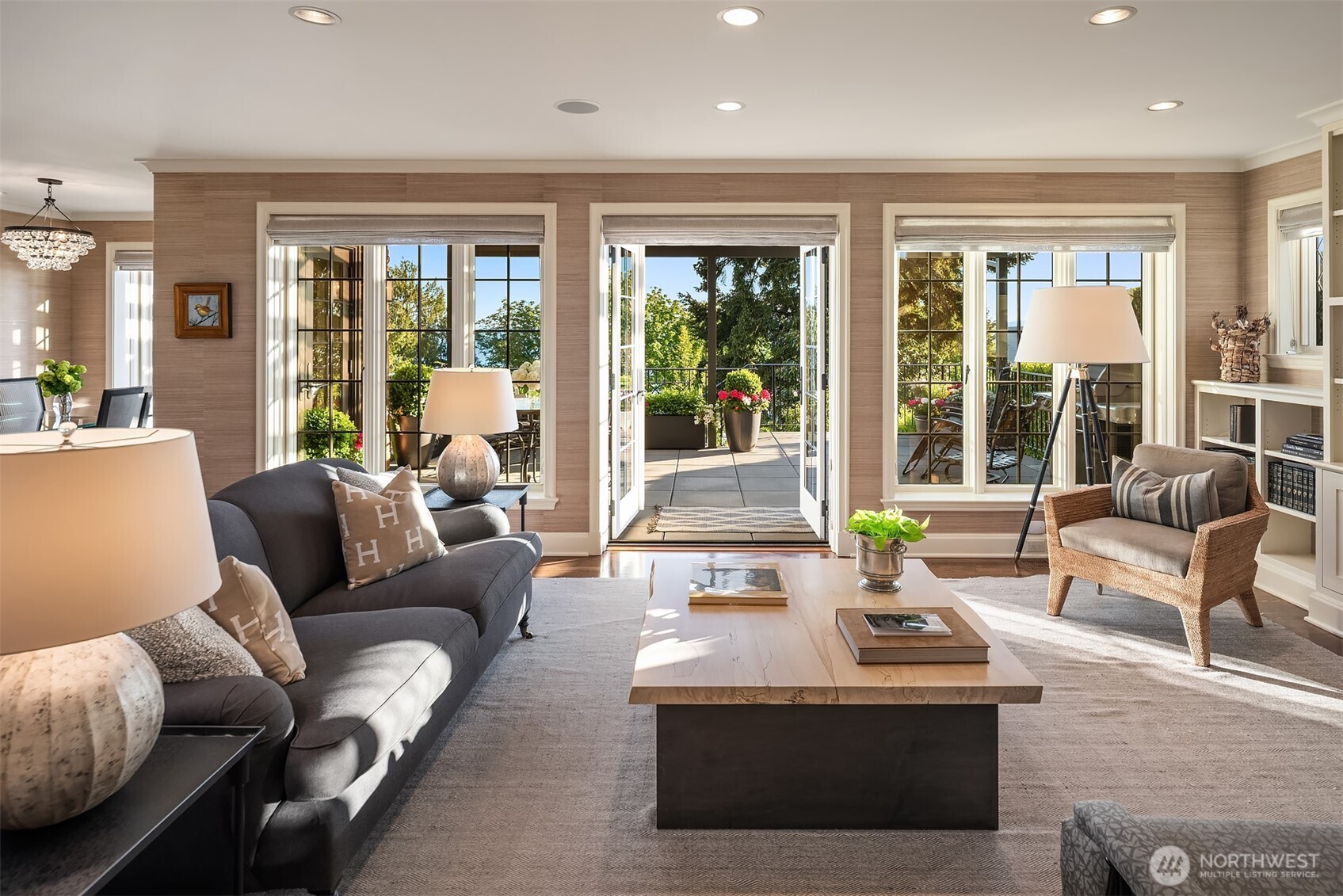 4701 W Ruffner Street , Seattle, WA 98199