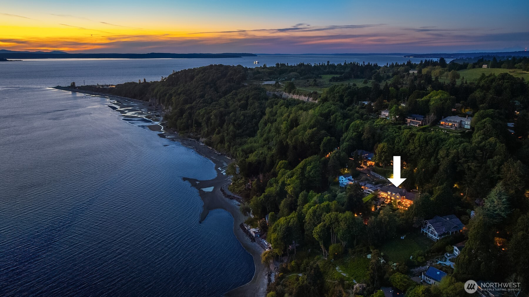 4701 W Ruffner Street , Seattle, WA 98199
