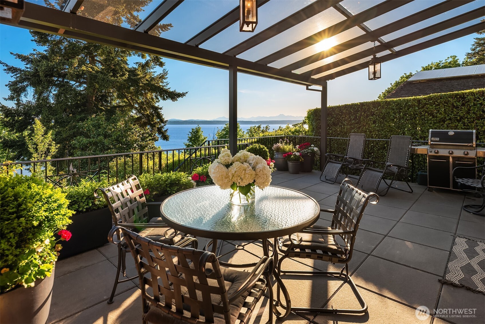 4701 W Ruffner Street , Seattle, WA 98199
