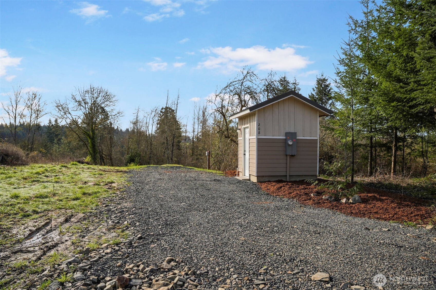208 Sanderson Road , Chehalis, WA 98532