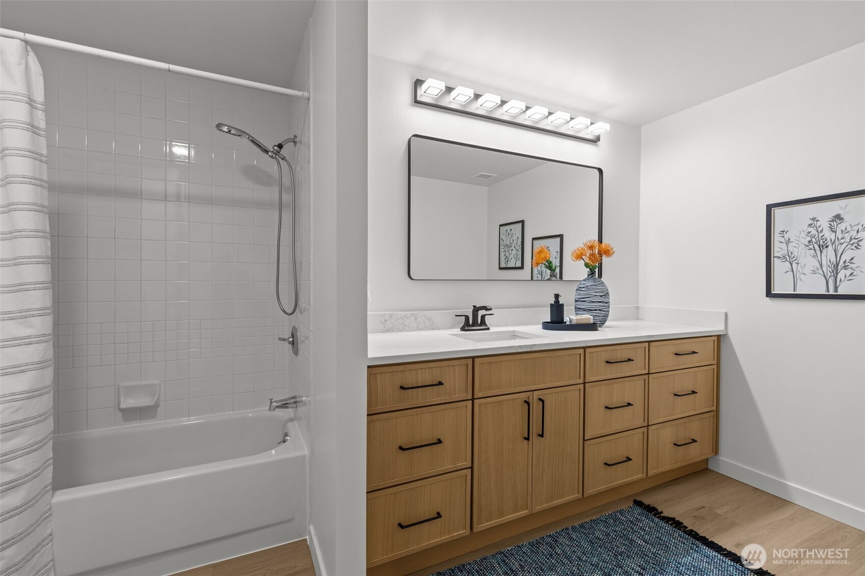 2600 2nd Avenue #504, Seattle, WA 98121