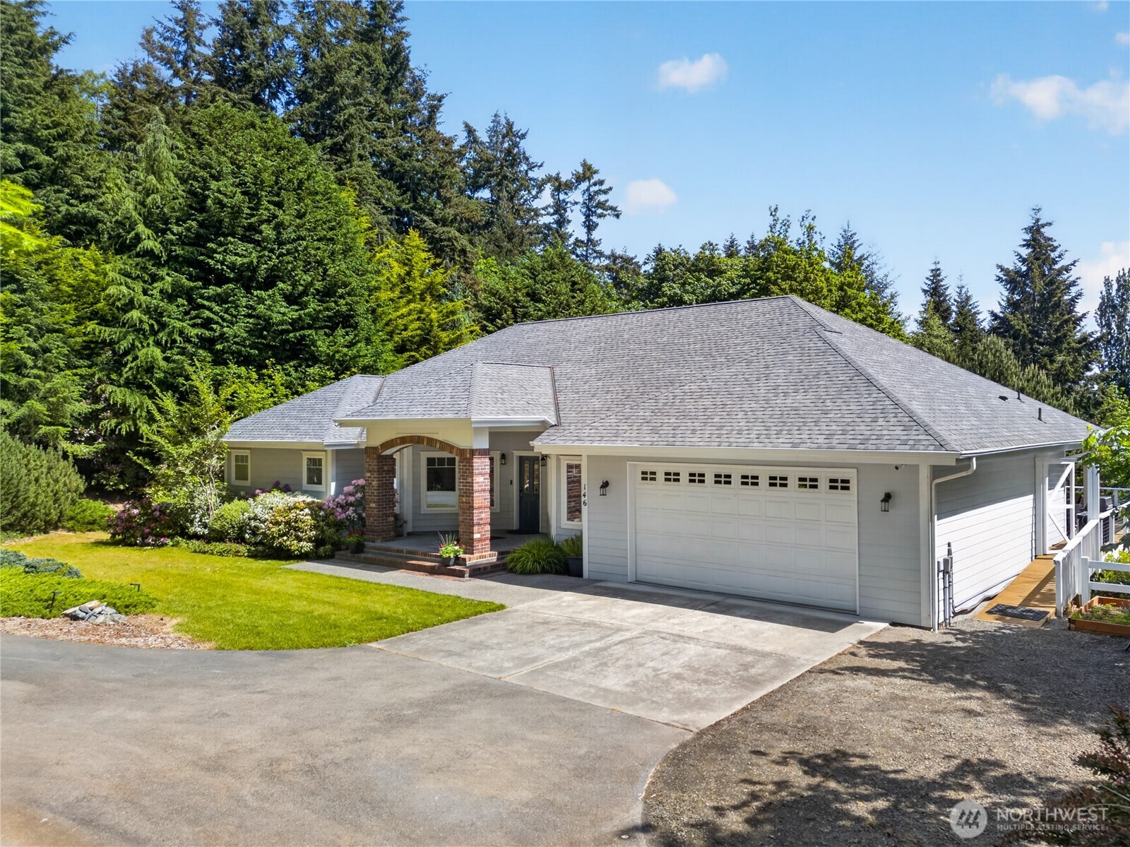 146 E Welcher Road , Coupeville, WA 98239-4046