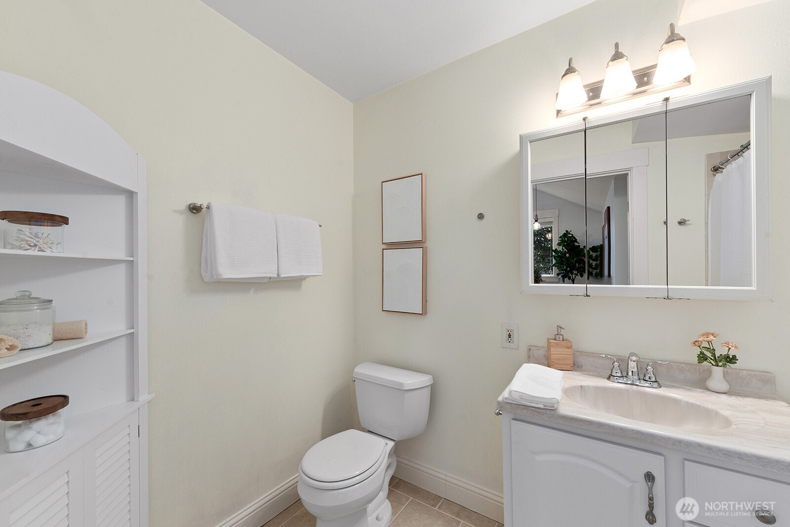 1516 NE 96th Street , Seattle, WA 98115