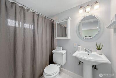 1516 NE 96th Street , Seattle, WA 98115 - Photo 18