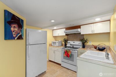 1516 NE 96th Street , Seattle, WA 98115 - Photo 25