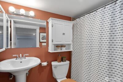 1516 NE 96th Street , Seattle, WA 98115 - Photo 27