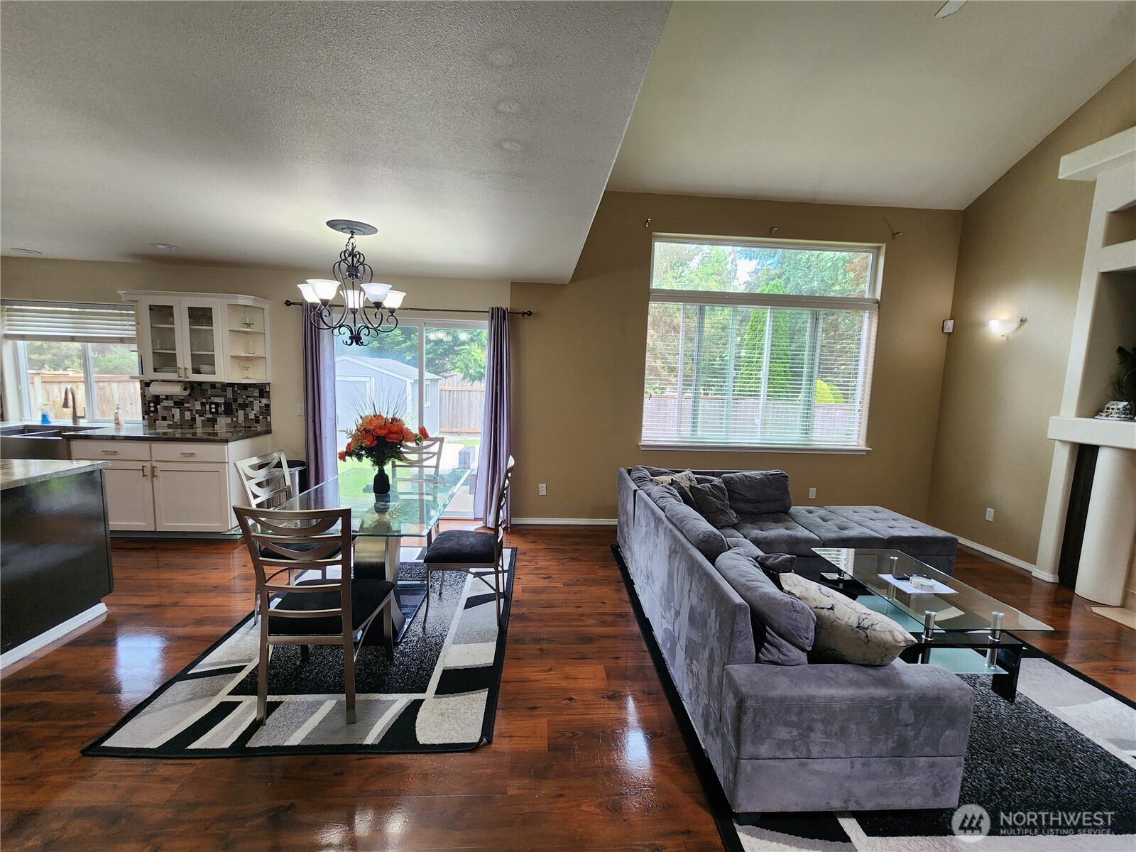 3021 70th Way SW, Tumwater, WA 98512
