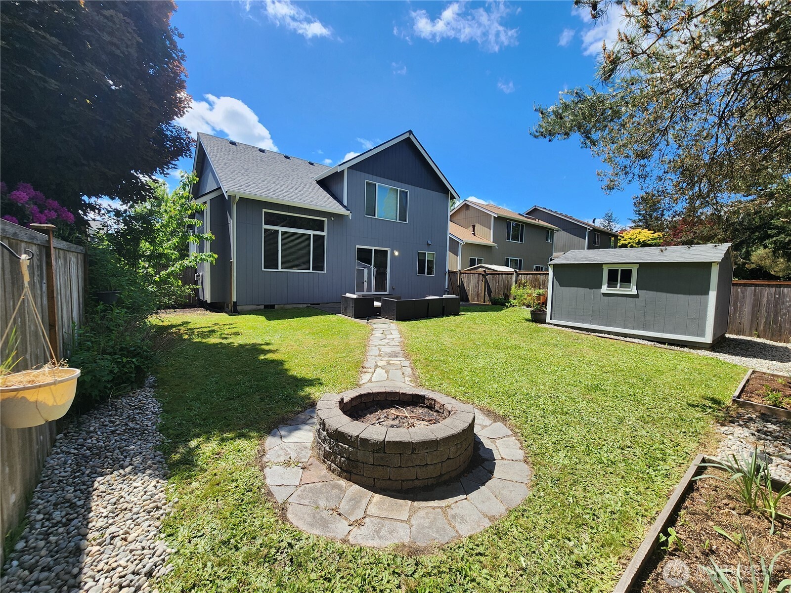 3021 70th Way SW, Tumwater, WA 98512