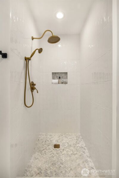 1014 4th Avenue N, Seattle, WA 98109 - Photo 17