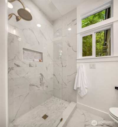 1014 4th Avenue N, Seattle, WA 98109 - Photo 21