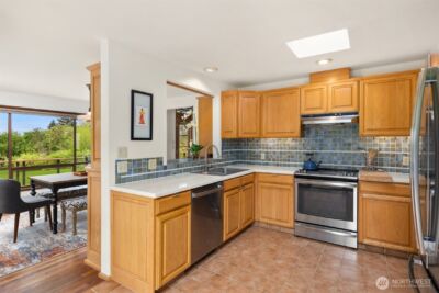 14517 Henderson Road NE, Bainbridge Island, WA 98110 - Photo 14