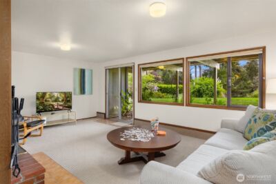 14517 Henderson Road NE, Bainbridge Island, WA 98110 - Photo 23