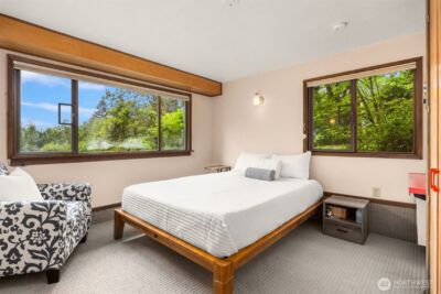 14517 Henderson Road NE, Bainbridge Island, WA 98110 - Photo 24
