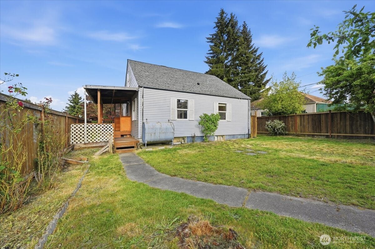 4624 N Pearl Street , Tacoma, WA 98407