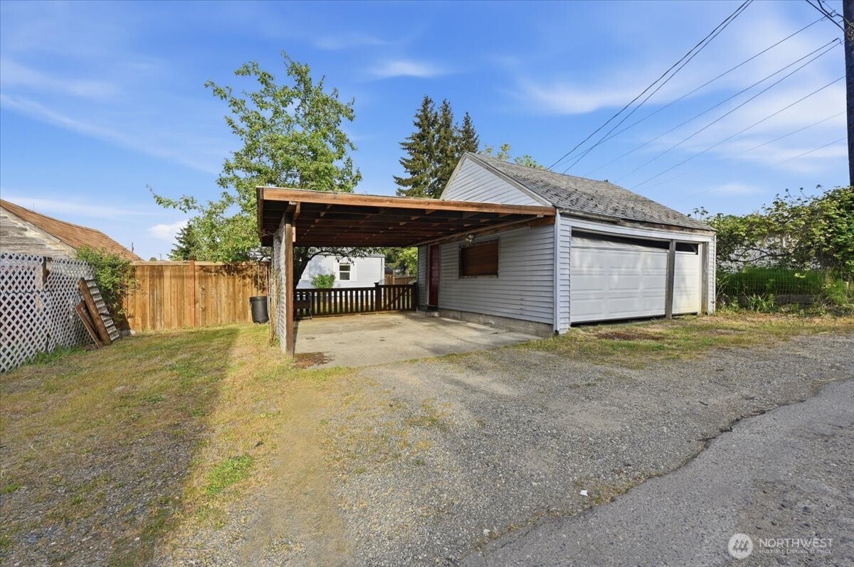 4624 N Pearl Street , Tacoma, WA 98407