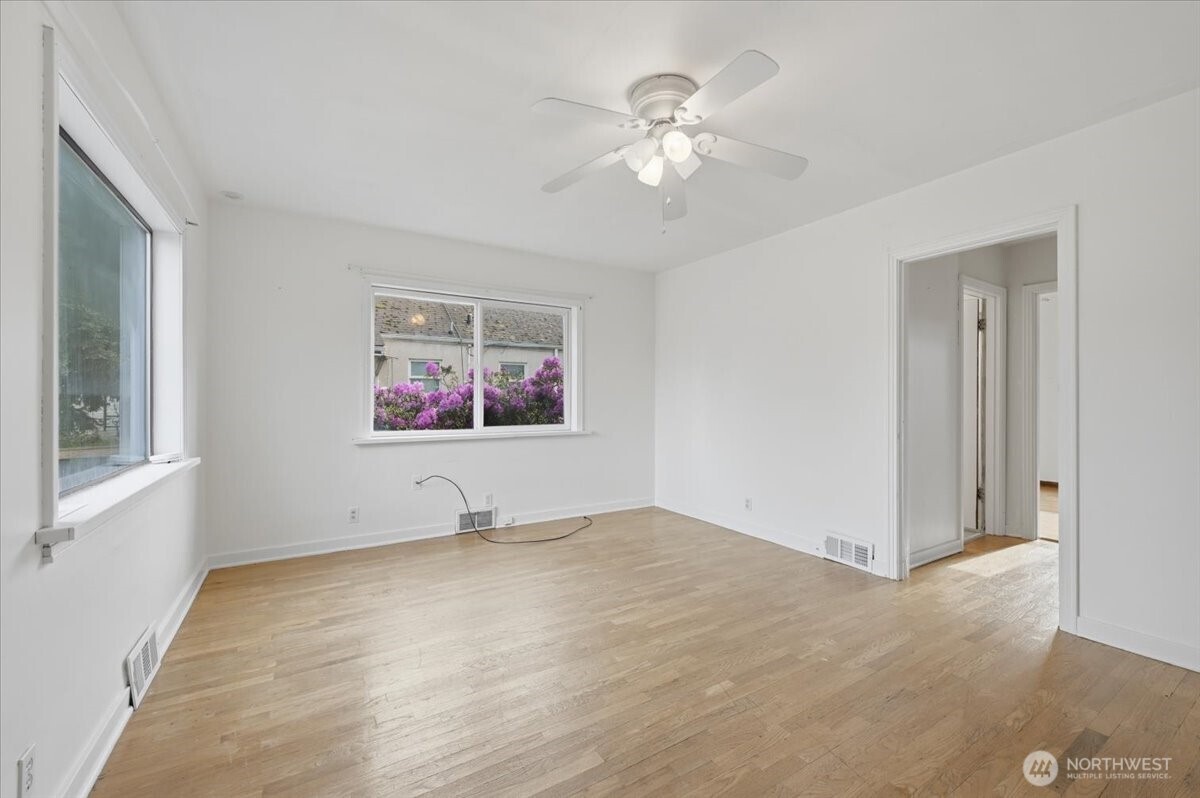 4624 N Pearl Street , Tacoma, WA 98407