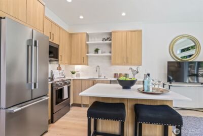 8330 24th Avenue NW, Seattle, WA 98117 - Photo 11