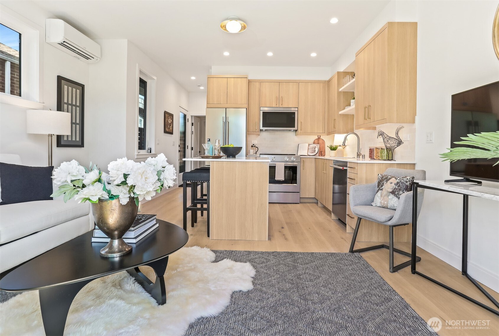 8330 24th Avenue NW, Seattle, WA 98117