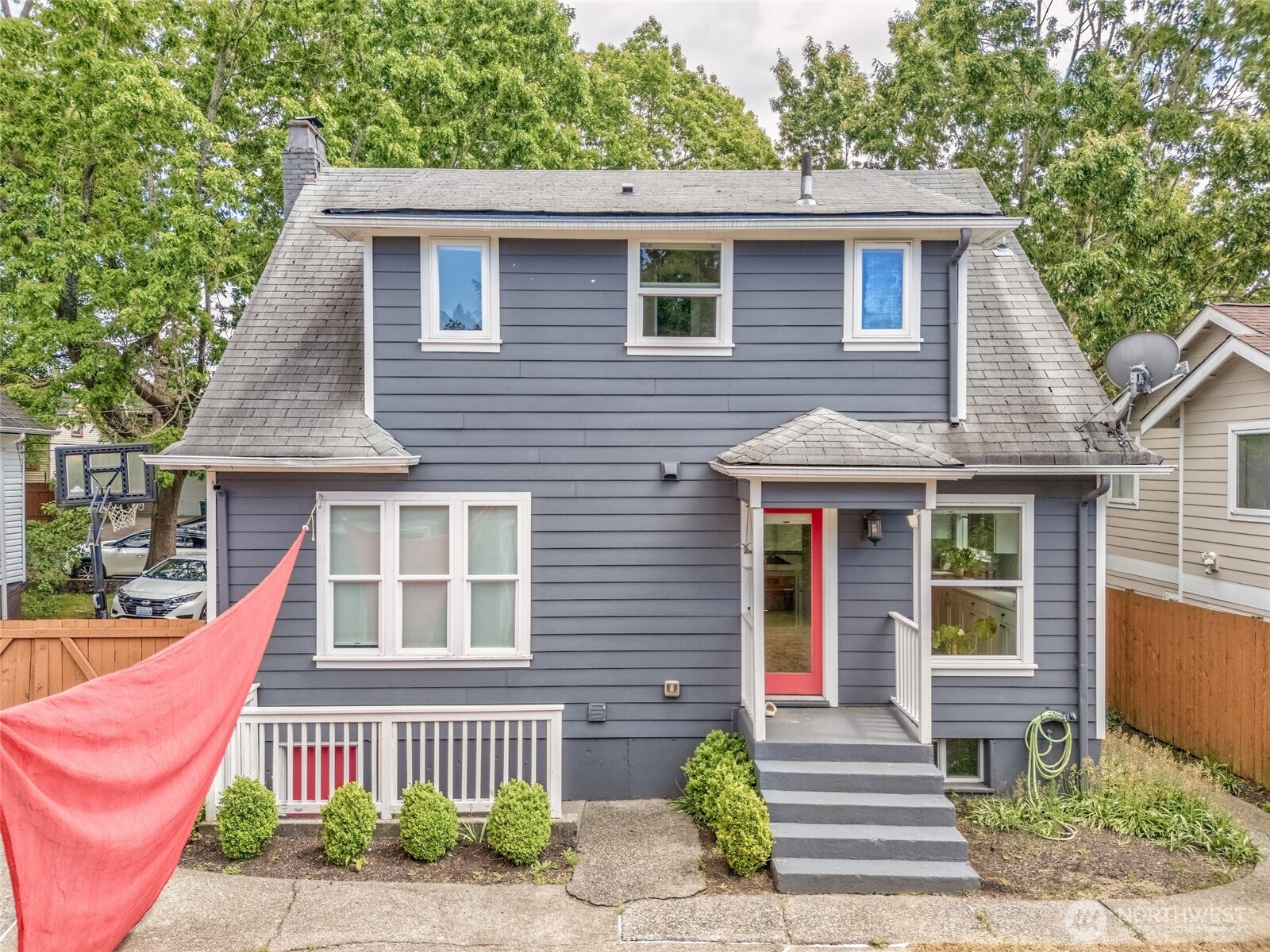1113 26th Avenue S, Seattle, WA 98144