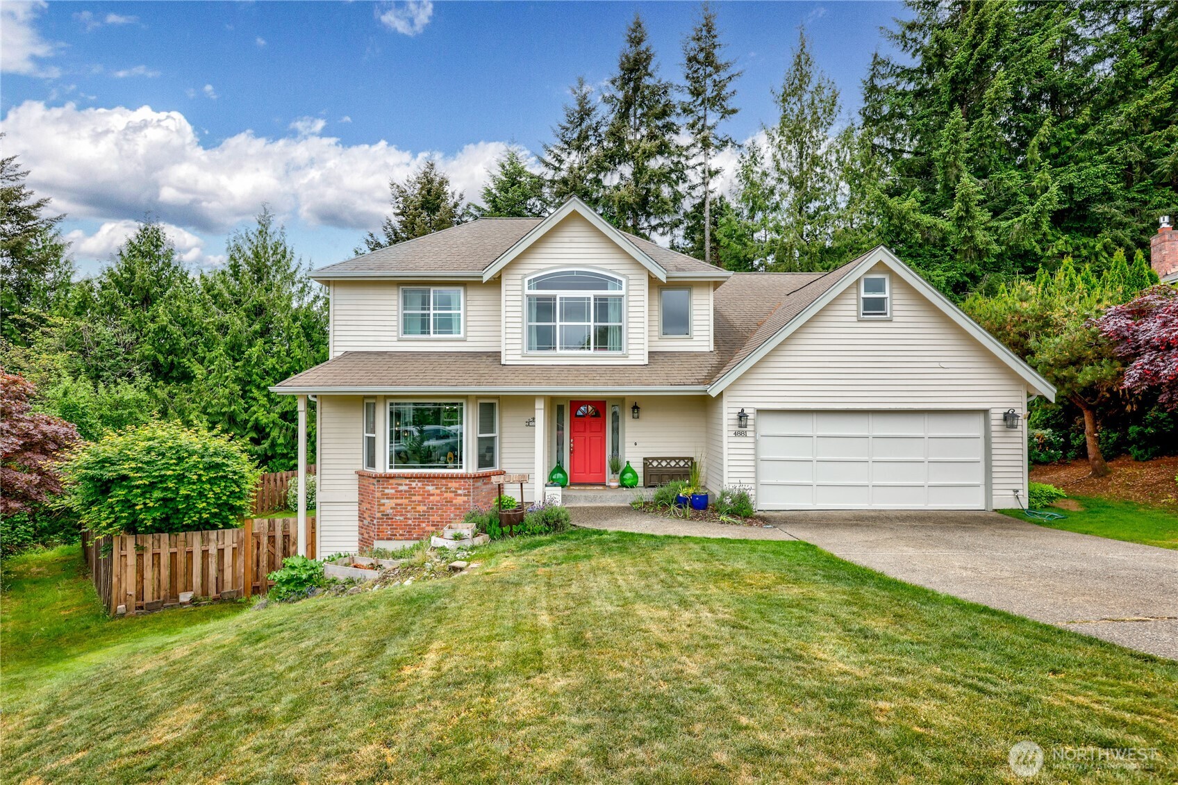 4881 NW Chad Court , Silverdale, WA 98383