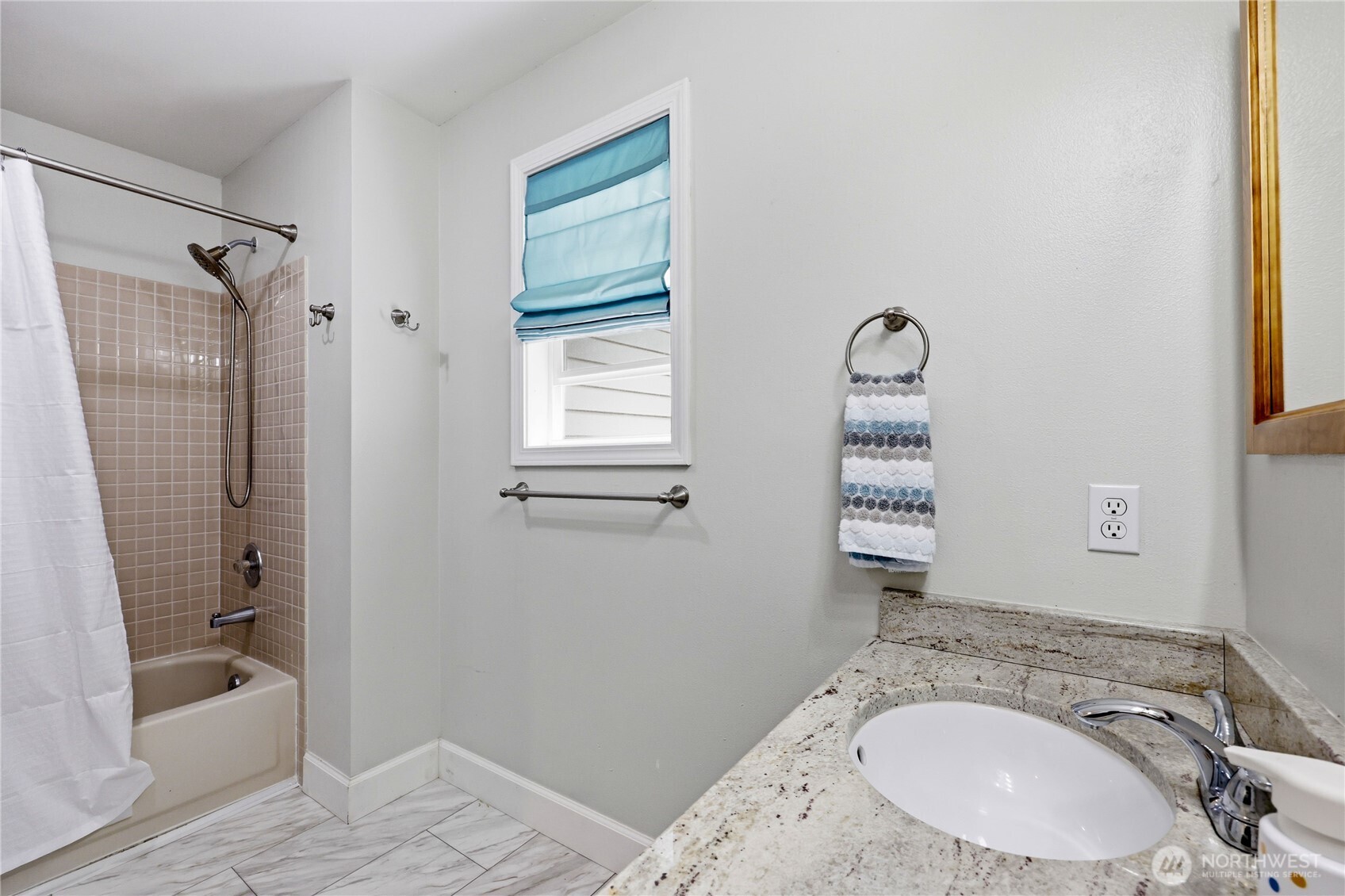 4881 NW Chad Court , Silverdale, WA 98383