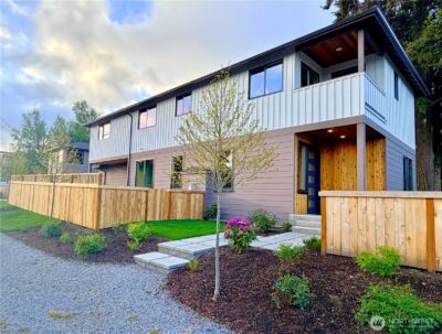 10202 44th Avenue SW, Seattle, WA 98146 - Photo 1