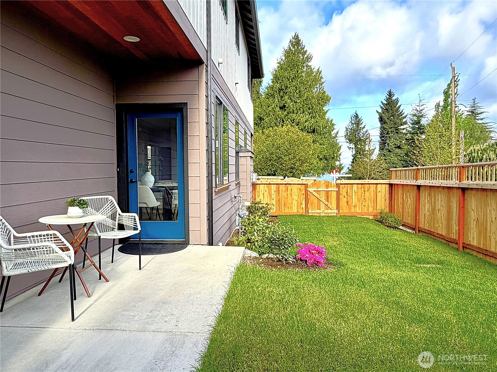 10202 44th Avenue SW, Seattle, WA 98146