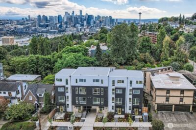 515 Howe #A, Seattle, WA 98109 - Photo 1