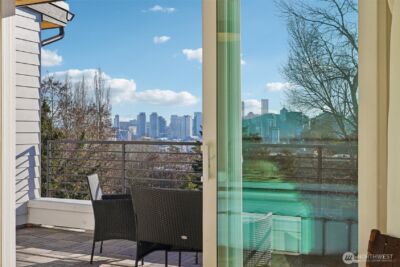 515 Howe #A, Seattle, WA 98109 - Photo 14