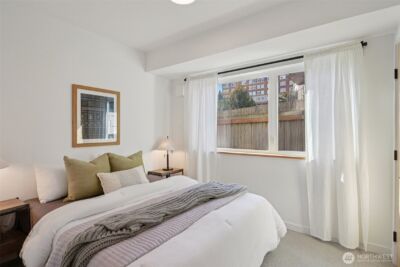 515 Howe #A, Seattle, WA 98109 - Photo 29