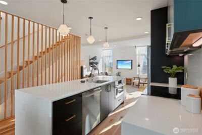 515 Howe #A, Seattle, WA 98109 - Photo 5