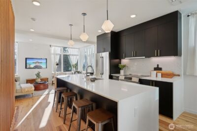 515 Howe #A, Seattle, WA 98109 - Photo 7