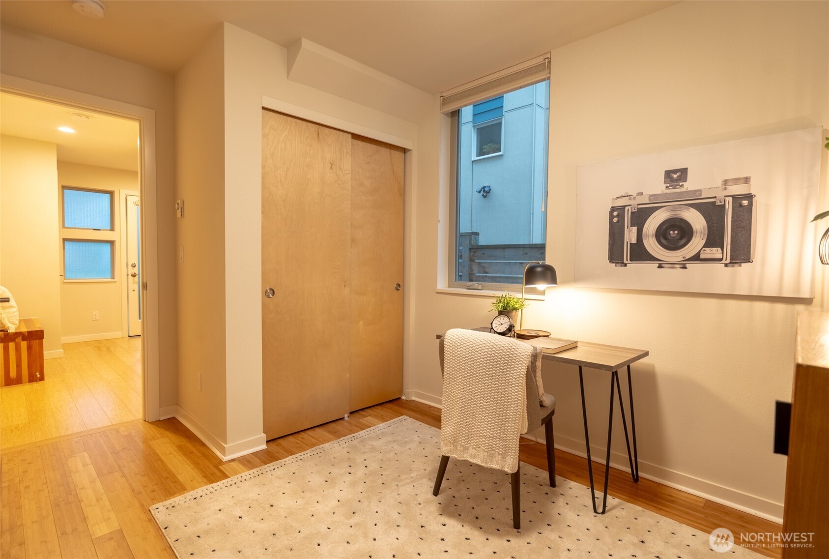 4413 Meridian Avenue N, Seattle, WA 98103