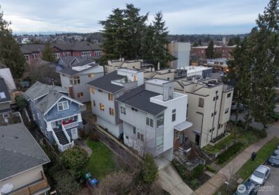 4413 Meridian Avenue N, Seattle, WA 98103 - Photo 29